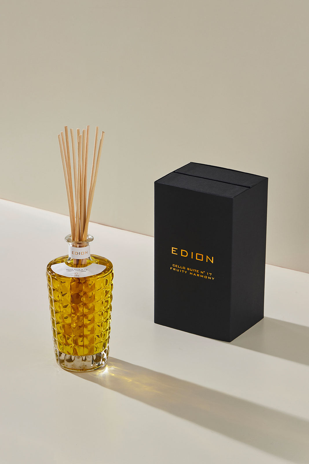 Cello suite n.17 fruity harmony