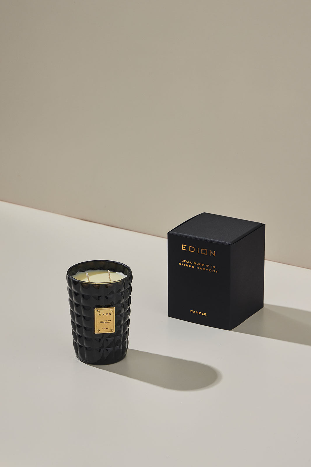 Luxury scented candle Cello suite n.19 Citrus harmony