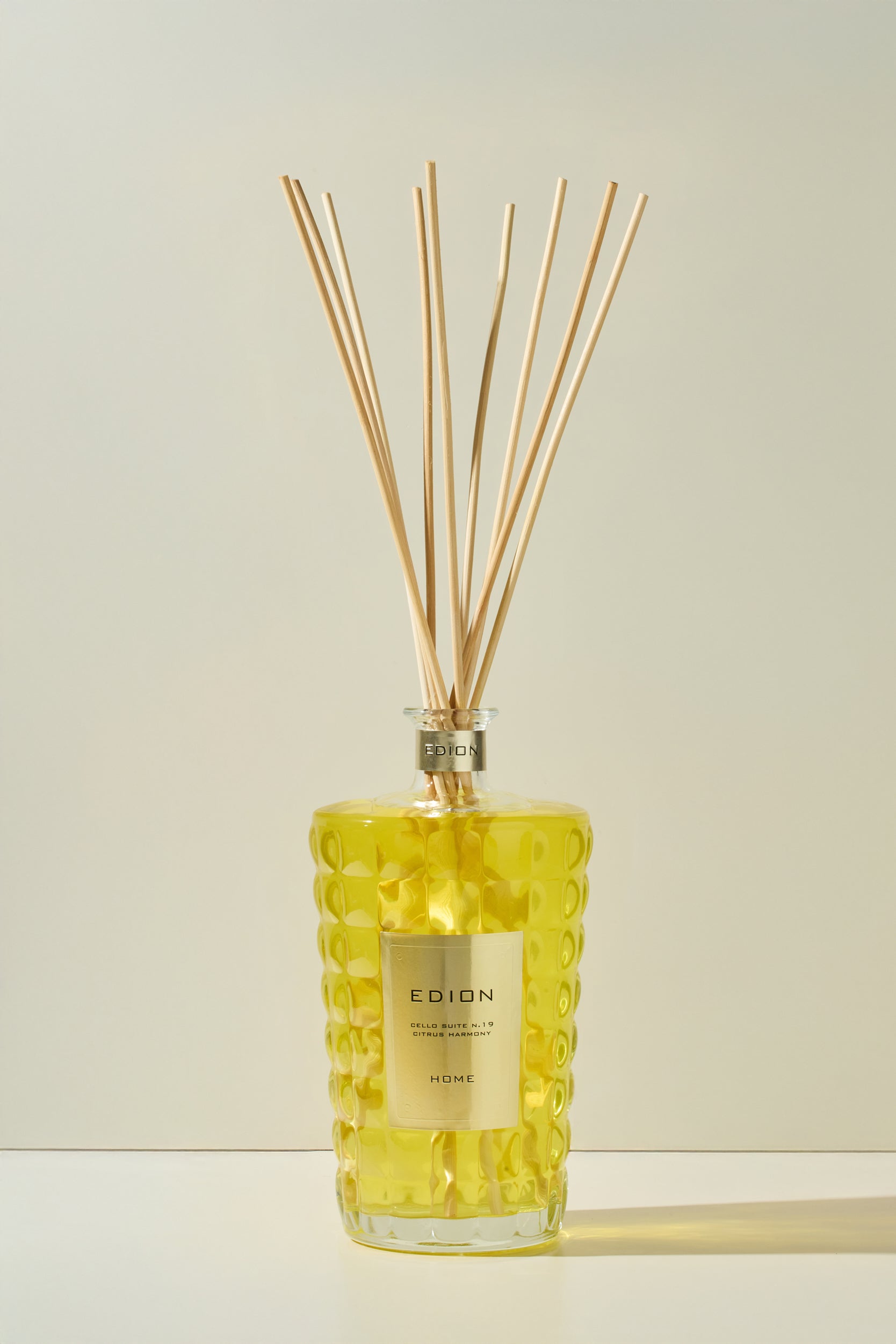 Cello suite n.19 citrus harmony