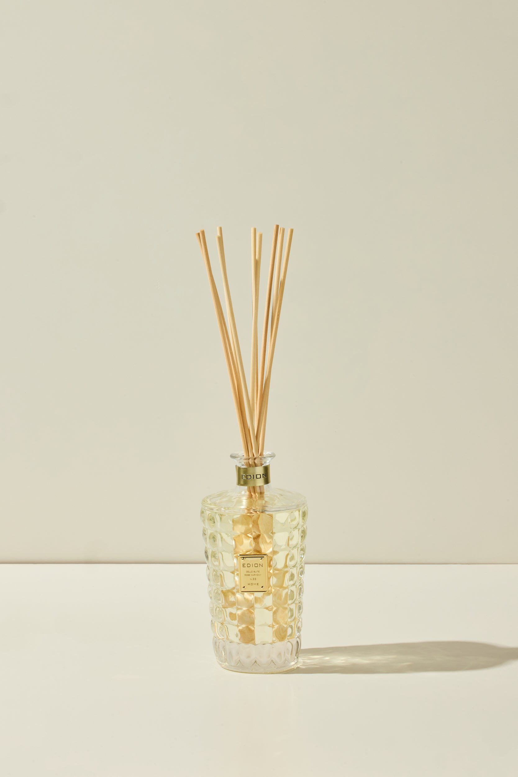 Cello suite n.33 Amber Harmony