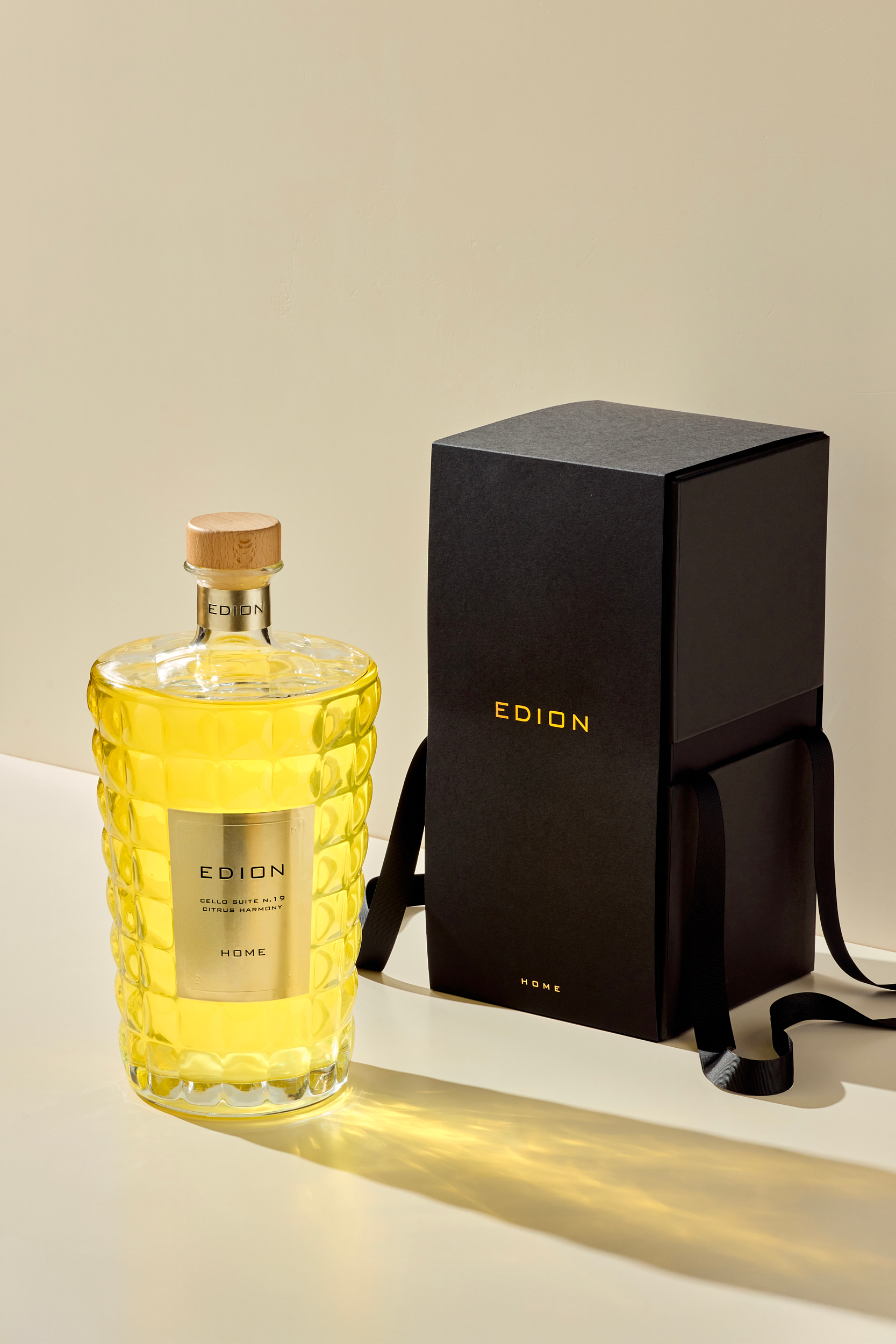 Cello suite n.19 citrus harmony