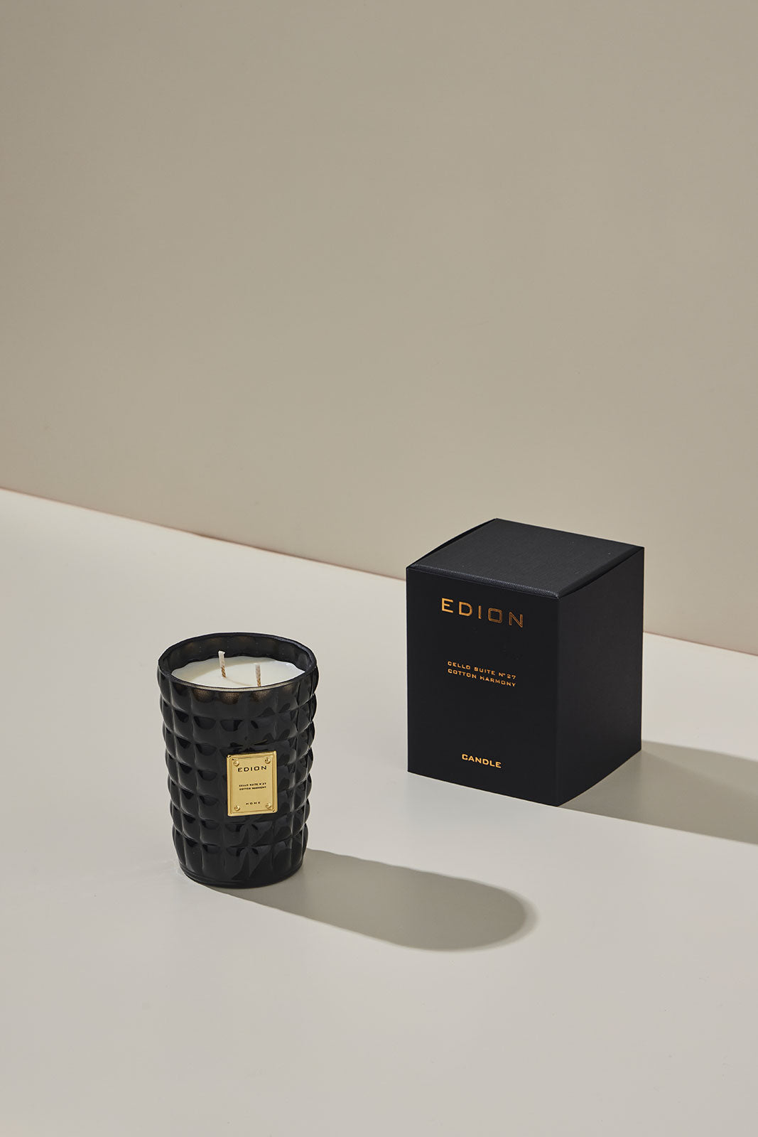 Luxury scented candle Cello suite n.27 Cotton harmony 