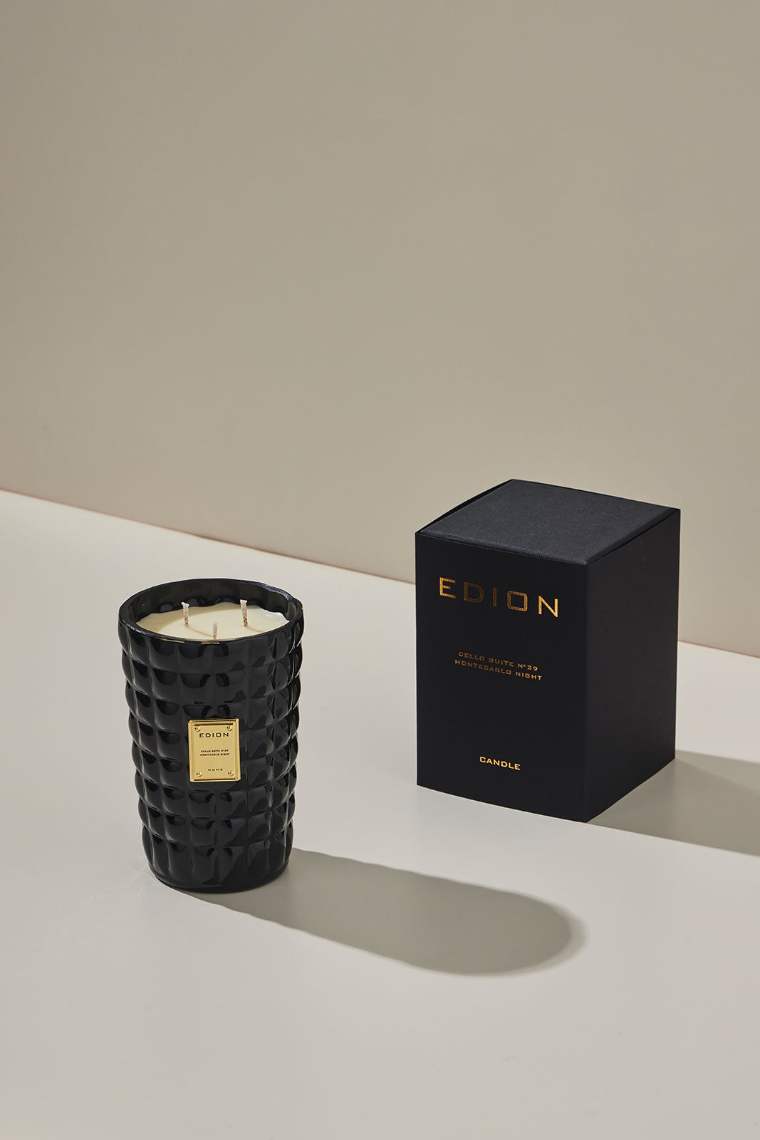 Luxury scented candle Cello suite n.29 Montecarlo night