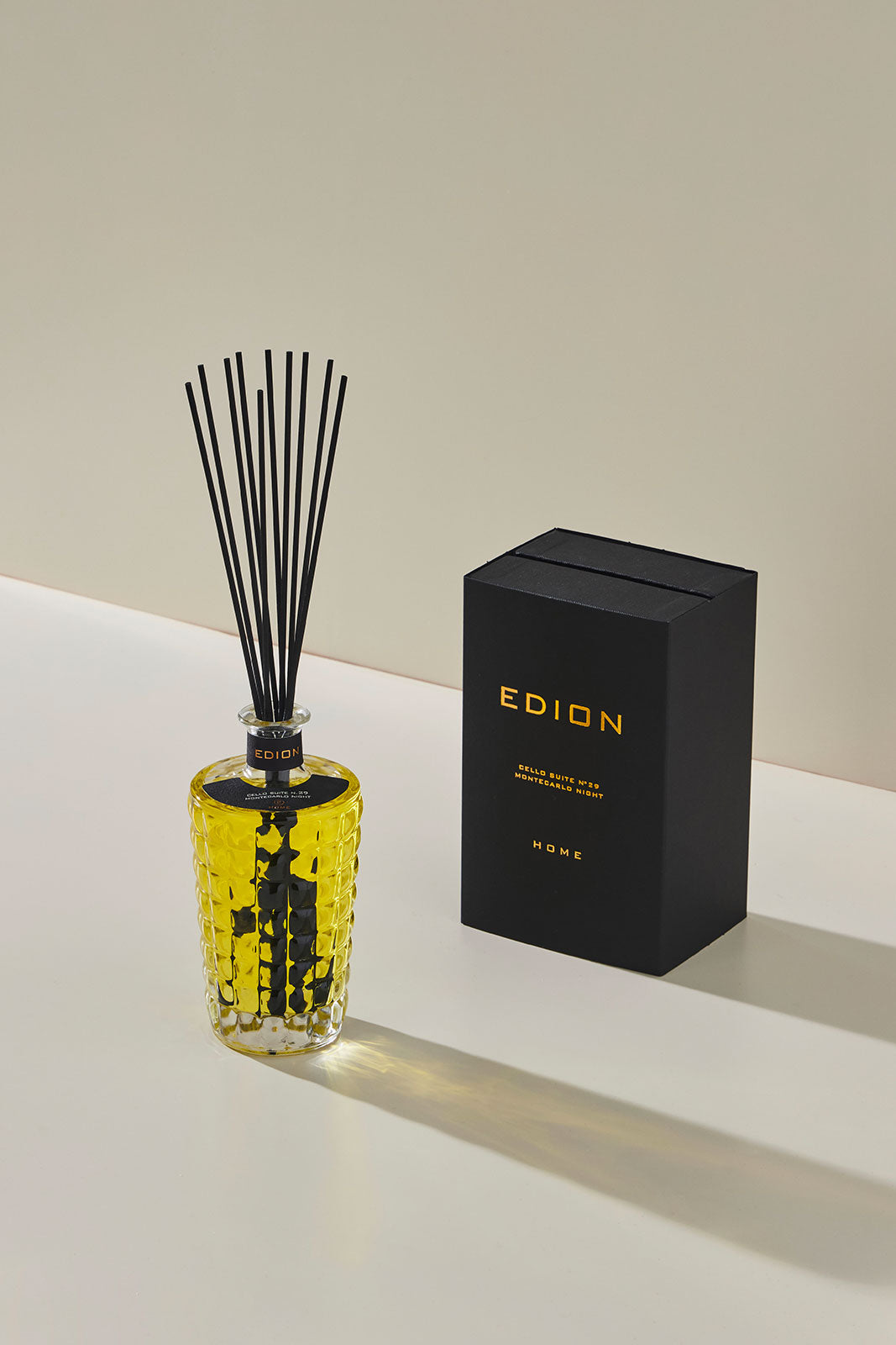 Cello suite n.29 Montecarlo Night