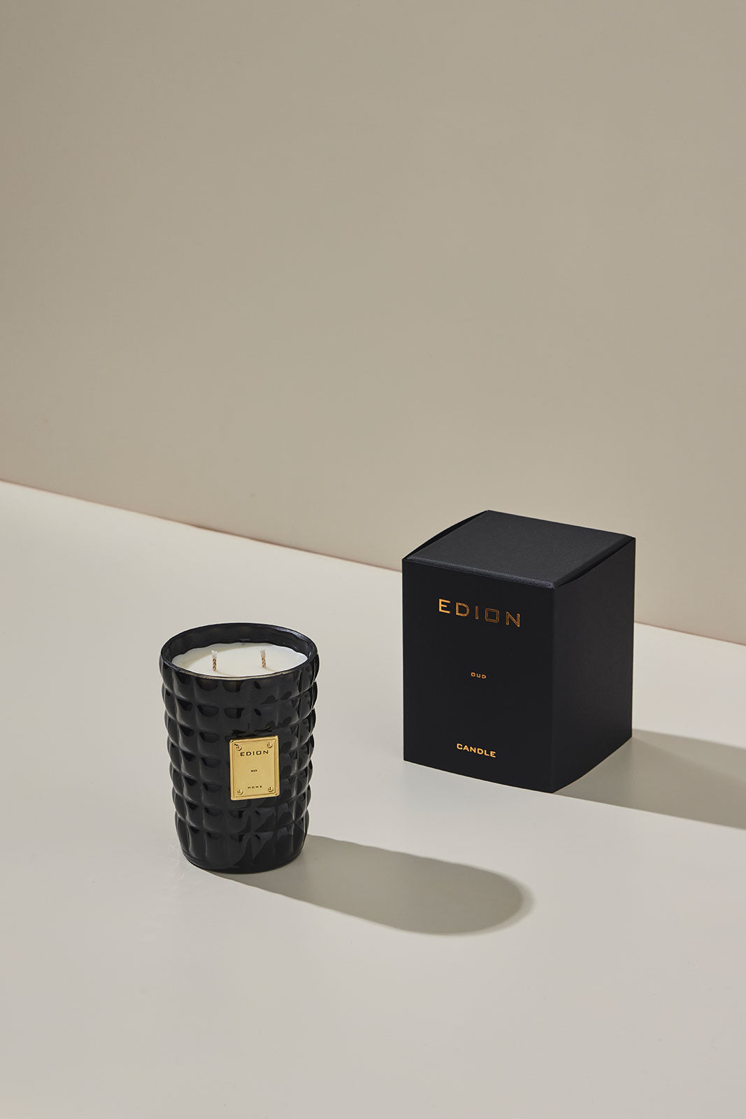 Luxury OUD scented candle 