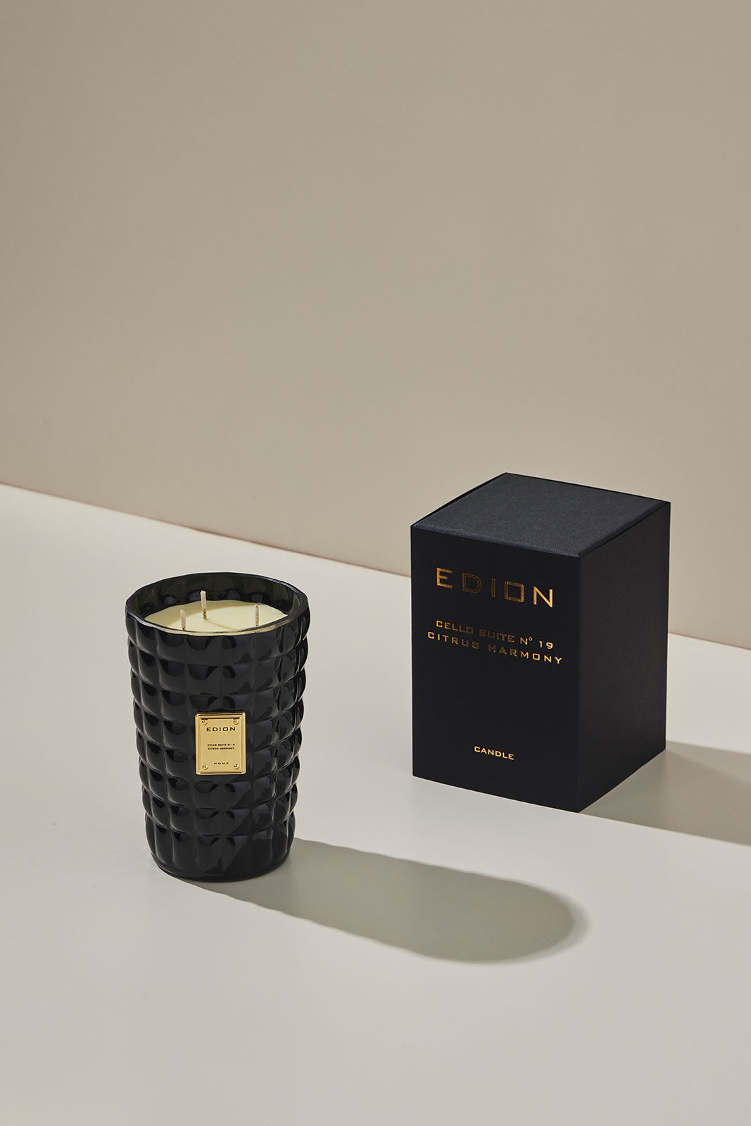 Luxury scented candle Cello suite n.19 Citrus harmony