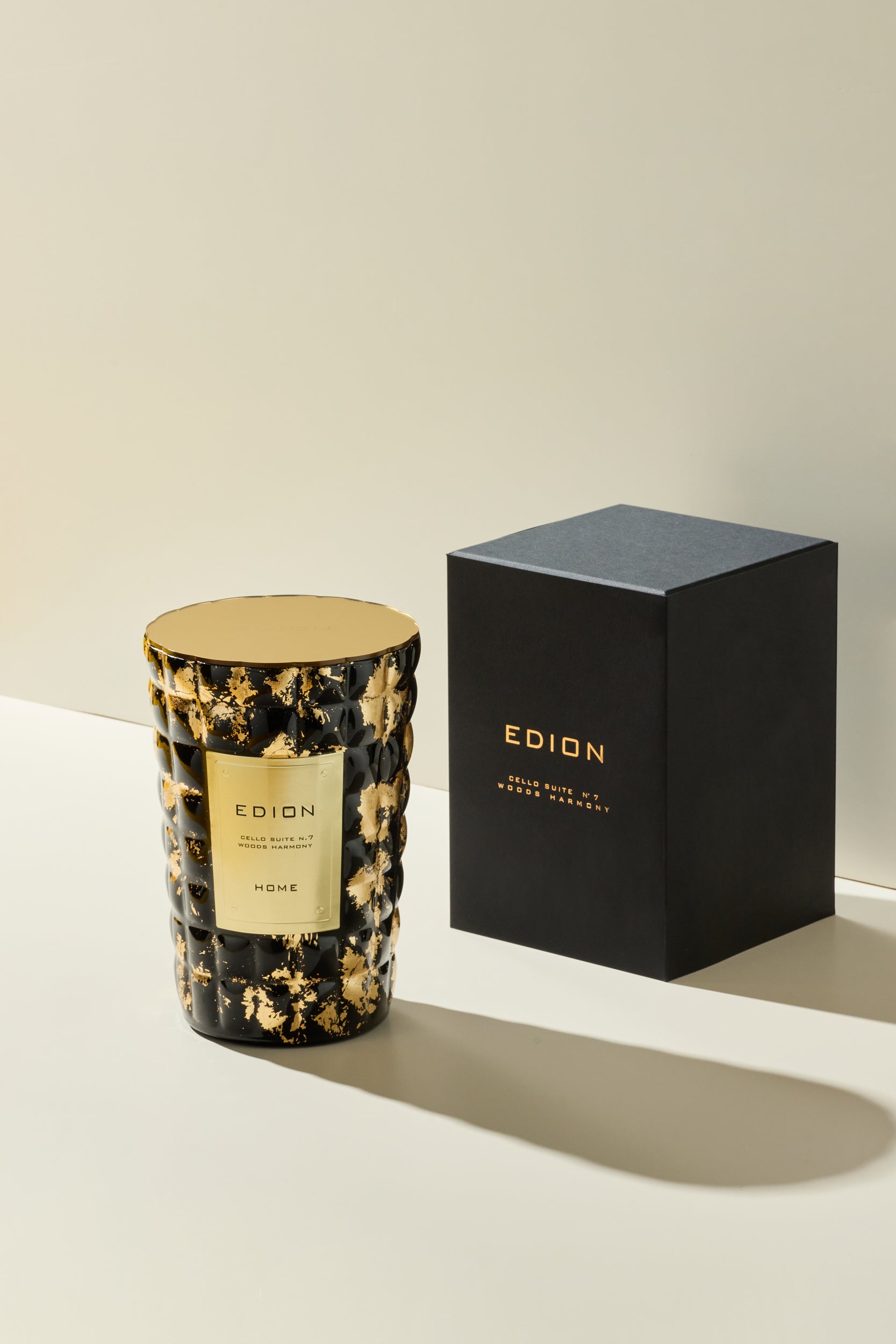 Candela profumata luxury Cello suite n.7 woods harmony