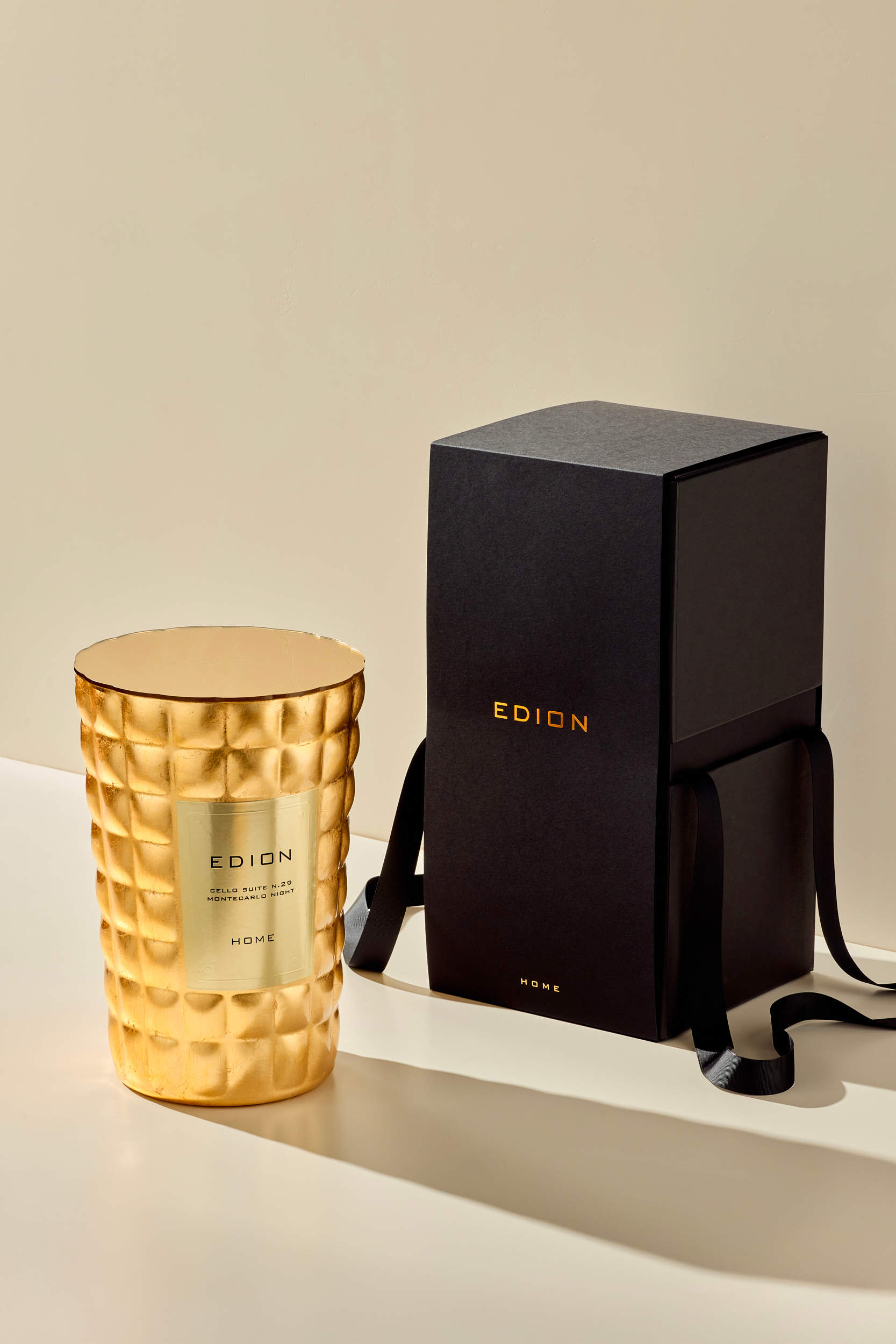 Candela profumata luxury Cello suite n.29 Montecarlo night