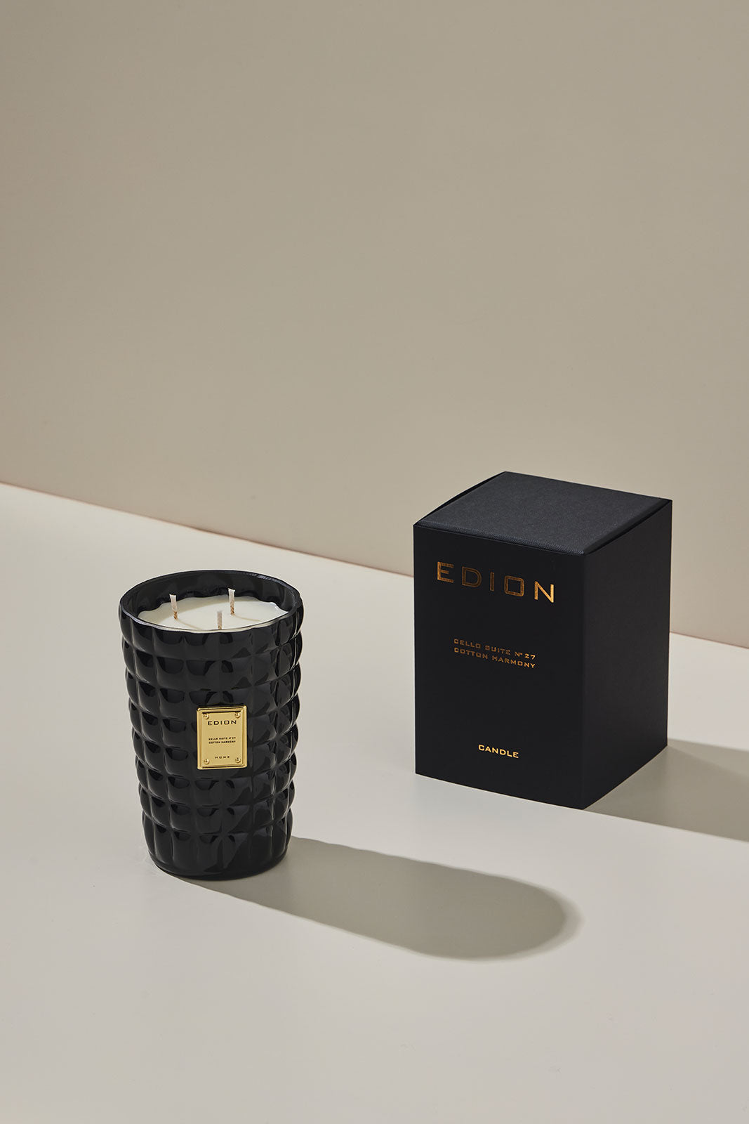 Luxury scented candle Cello suite n.27 Cotton harmony 