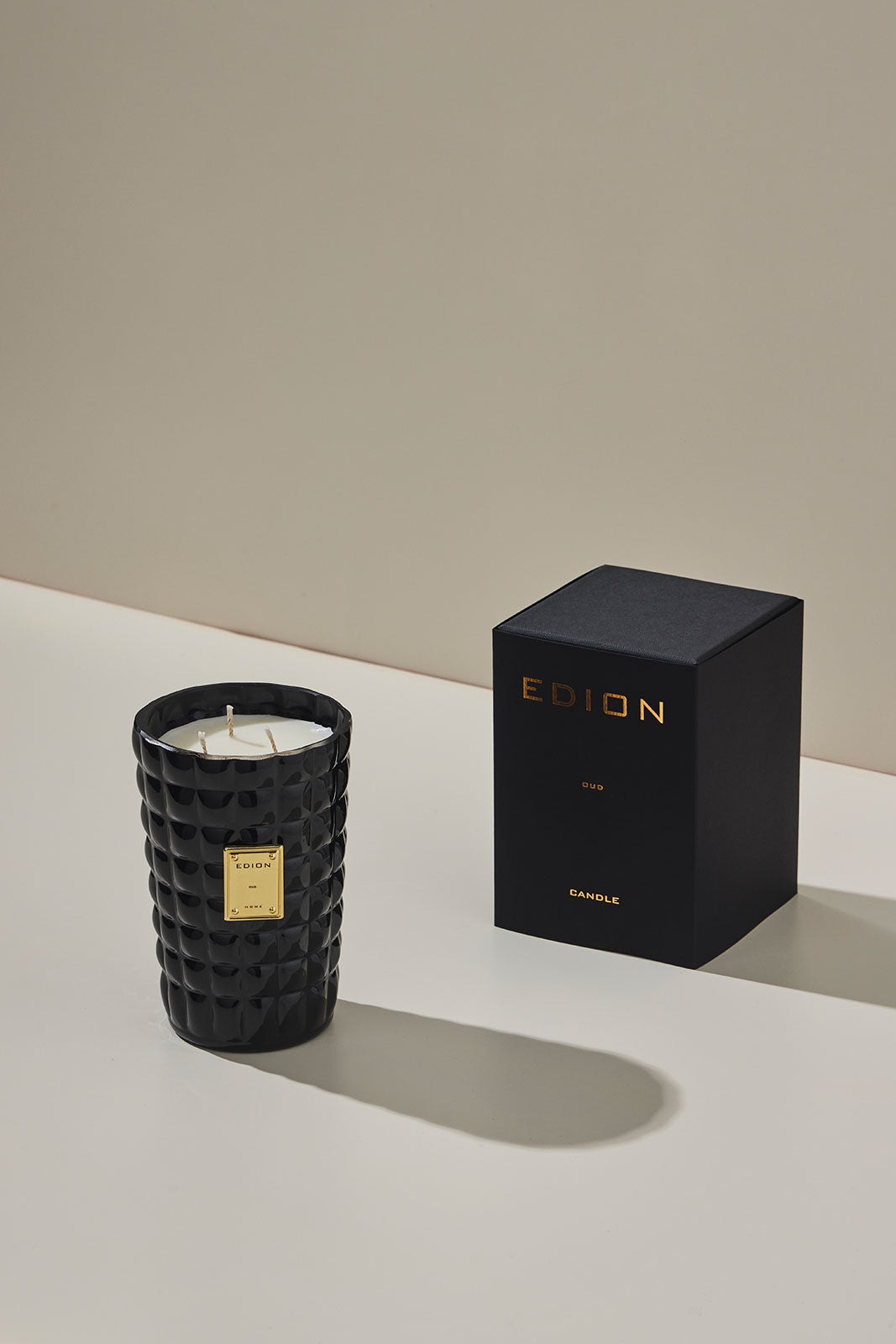 Luxury OUD scented candle 